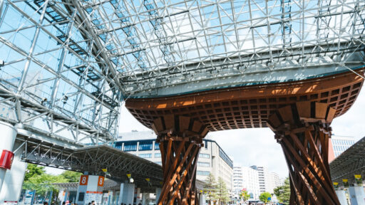 金沢市の鼓門の風景写真